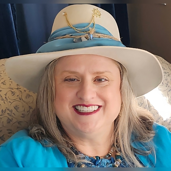 @bethybd LIVE "LIKE" for Notices Of My Shows - Picture 3 of 16